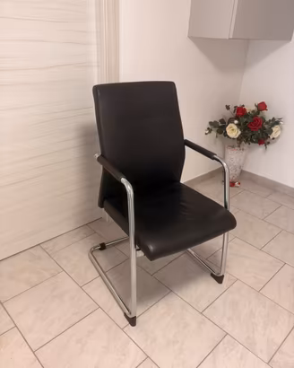 Sedia Cantilever - Pelle Nera & Acciaio Cromato