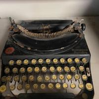 Macchina da scrivere Remington anni 10-20