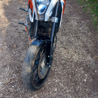 KTM Duke 125