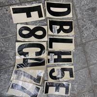 Lettere adesive nere