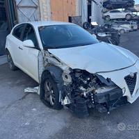 Ricambi Alfa Romeo Giulietta 1.6 105cv del 2011