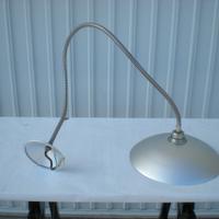 Lampada oltreluce in acciaio