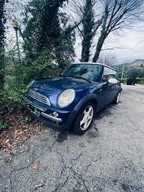 MINI COOPER 1.6 BENZINA - 2006 motore perfetto