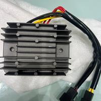 Regolatore di tensione Triumph 1050