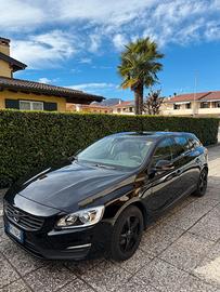 VOLVO V60 D2