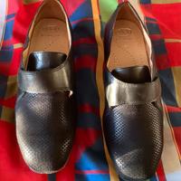 Scarpe comode in vera pelle