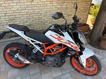 KTM Duke 390