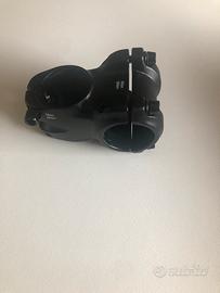 Attacco manubrio alluminio