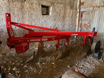 Aratri per trattori lavorazione ampi giardini