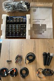 Mixer + 3 microfoni + cavi vari