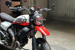 Ducati Scrambler Urban Motard