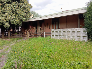 Casa più laboratorio artigianale