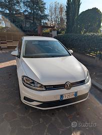 Volkswagen Golf 2019 a metano 131cv