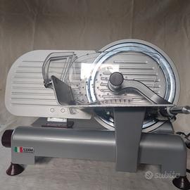 Affettatrice R.G.V. 140 Watt  22 cm GL-R
