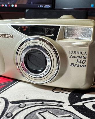 Fotocamera Kyocera yashica zoomate 140 brava