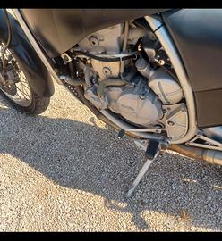 Aprilia motò stark 650