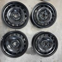 Cerchi in ferro più copricerchi 16" vw golf 8