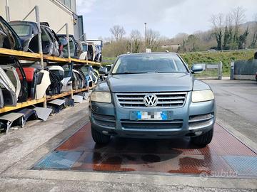 RICAMBI USATI PER VOLKSWAGEN TOUAREG,  ANNO 2004