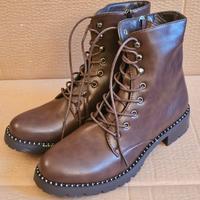 Stivali Stringati Marroni