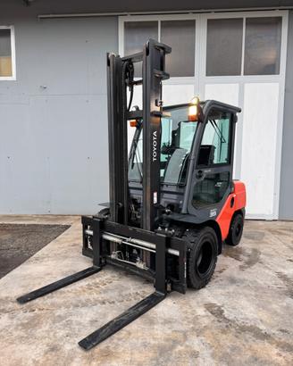 Carrello elevatore Toyota 35 Diesel