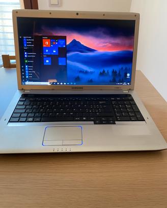 Notebook Samsung 17”