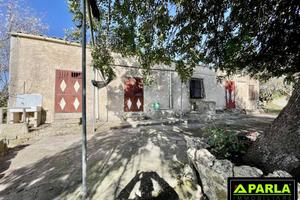 Rustico / Casale di 6100 m² con 4 locali a Canicat
