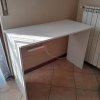 Scrivania con cassetto bianco rovere 