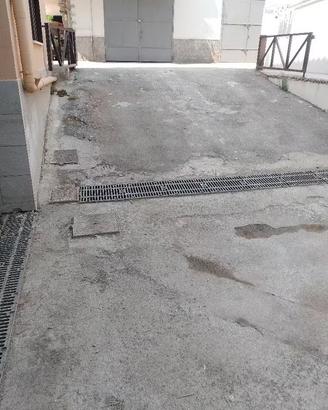CALVIZZANO; Deposito 200MQ - Rif. FL353