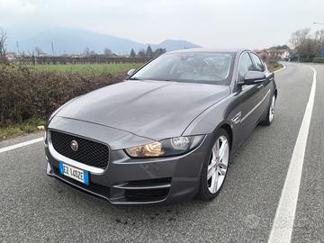 JAGUAR XE 2,0 180CV- AUTOMATICA-EURO 6- MOTORE NUO