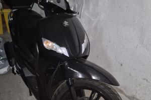 Peugeot Tweet 125 kisbee COME NUOVO 07/2025