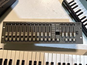 Showtec Lite-12 CONTROLLER DMX