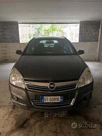 Opel astra h