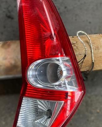 STOP FANALE POSTERIORE DESTRO SUZUKI Splash 1° Se