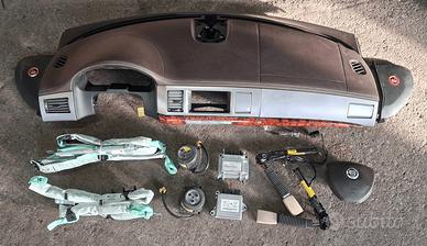 musata con kit airbag jaguar XF X250 2010