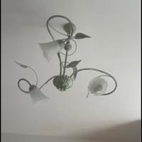 Lampadario in ferro verde chiaro