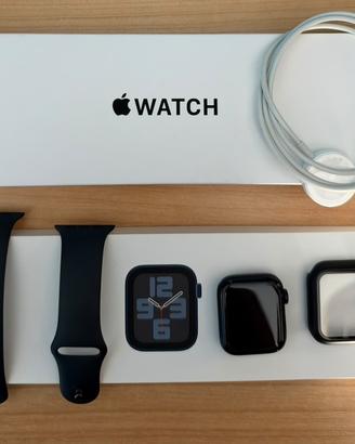 Apple Watch SE (2’ Gen) GPS 40 mm Come Nuovo.