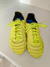 Scarpa calcio numero 39