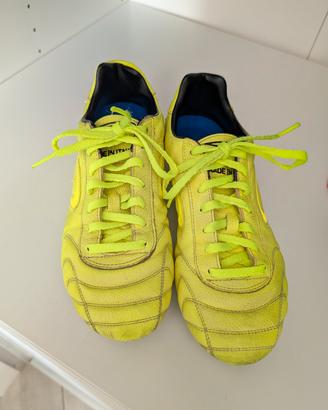 Scarpa calcio numero 39