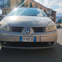 Renault Scenic 1.5 cdi