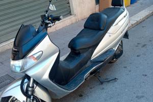 MOTO  SCUTER