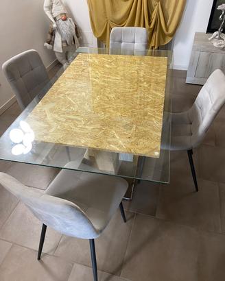 Tavolo in vetro e 4 sedie