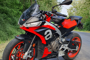Aprilia Tuono 660
