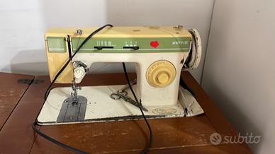 Macchina pee cucire da sarta