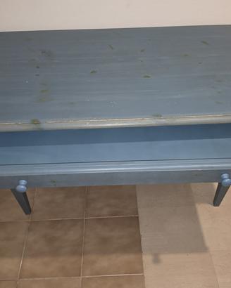 Scrivania in legno