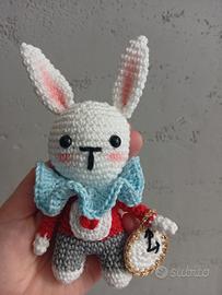 Bianconiglio amigurumi 