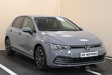 VOLKSWAGEN Golf 8ª serie Golf 1.0 eTSI EVO DSG...