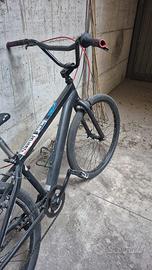 wheelie bike leggermente usata a buon prezzo