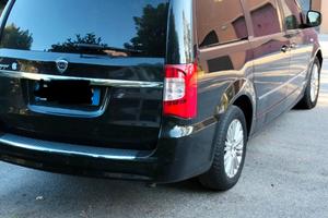 Lancia Voyager  2.8 Disel