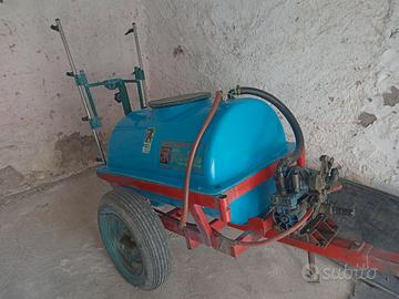 Botte irroratrice carrellata  Rodano da 300 litri