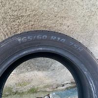 Gomme 165/60